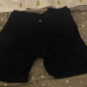 Lululemon leggings dye print